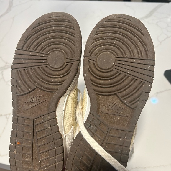 Coconut milk Nike Dunks - Picture 7 of 7